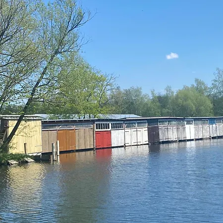 Stilvolle In Historischer Stadtvilla Lejlighed