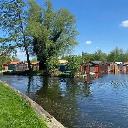 Stilvolle In Historischer Stadtvilla