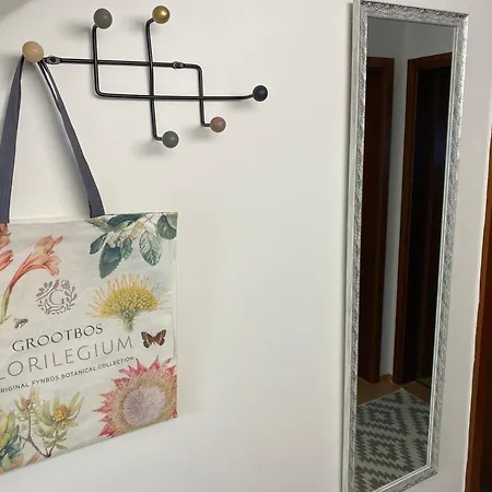 Stilvolle In Historischer Stadtvilla Lejlighed