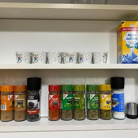 Stilvolle In Historischer Stadtvilla * Neubrandenburg