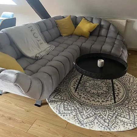 Stilvolle In Historischer Stadtvilla Neubrandenburg