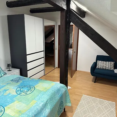 Stilvolle In Historischer Stadtvilla Apartamento Neubrandenburg