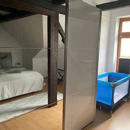 Stilvolle In Historischer Stadtvilla Apartamento Neubrandenburg