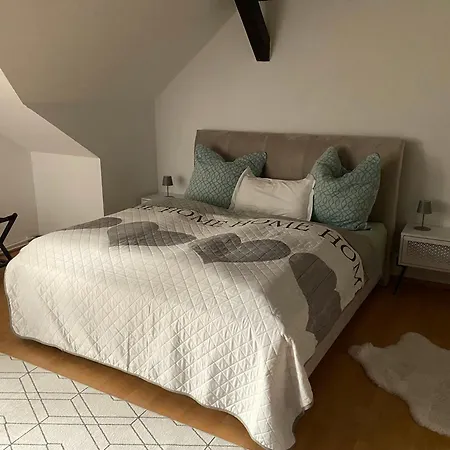 Apartamento Stilvolle In Historischer Stadtvilla *